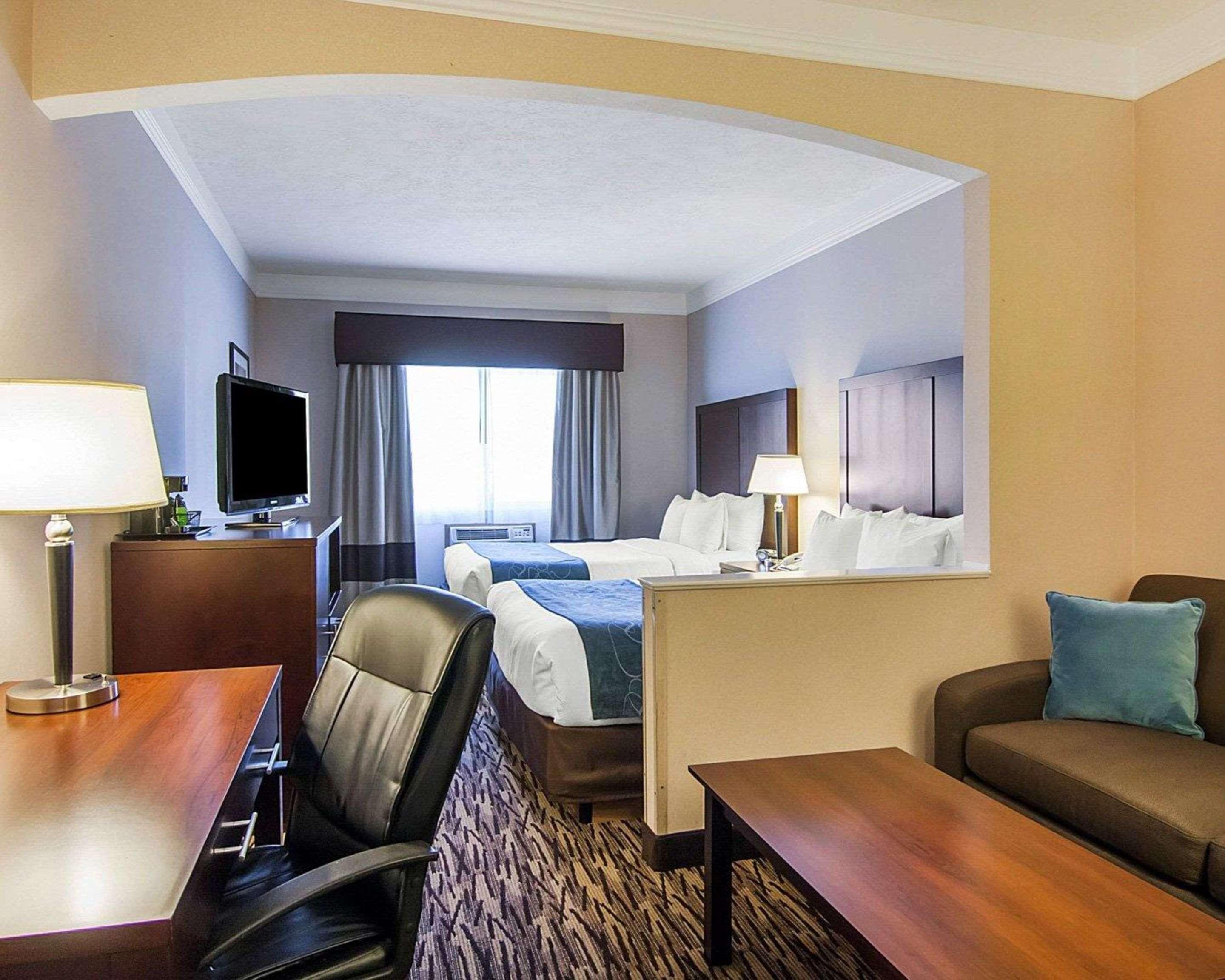 Comfort Suites Салем Екстериор снимка
