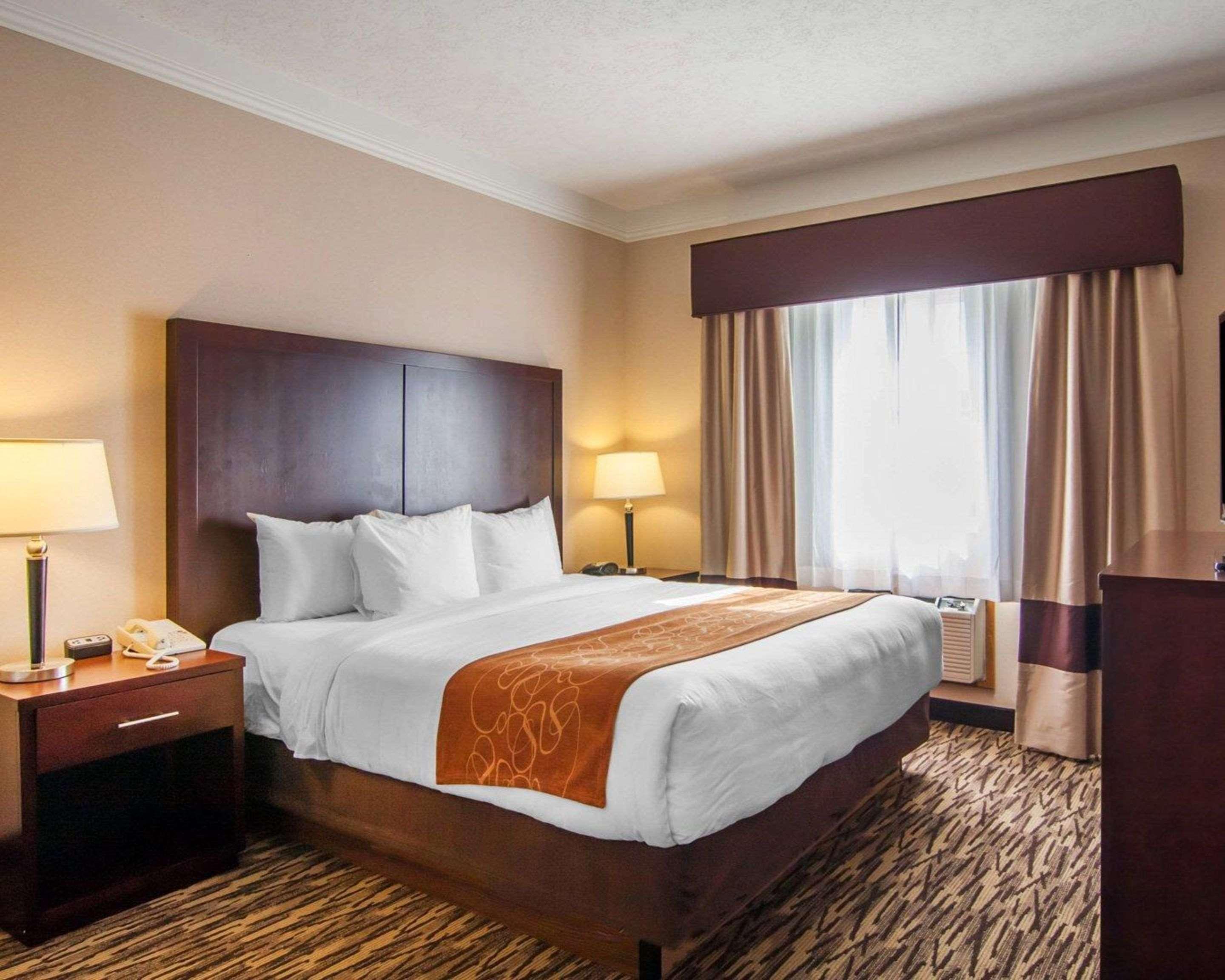 Comfort Suites Салем Екстериор снимка