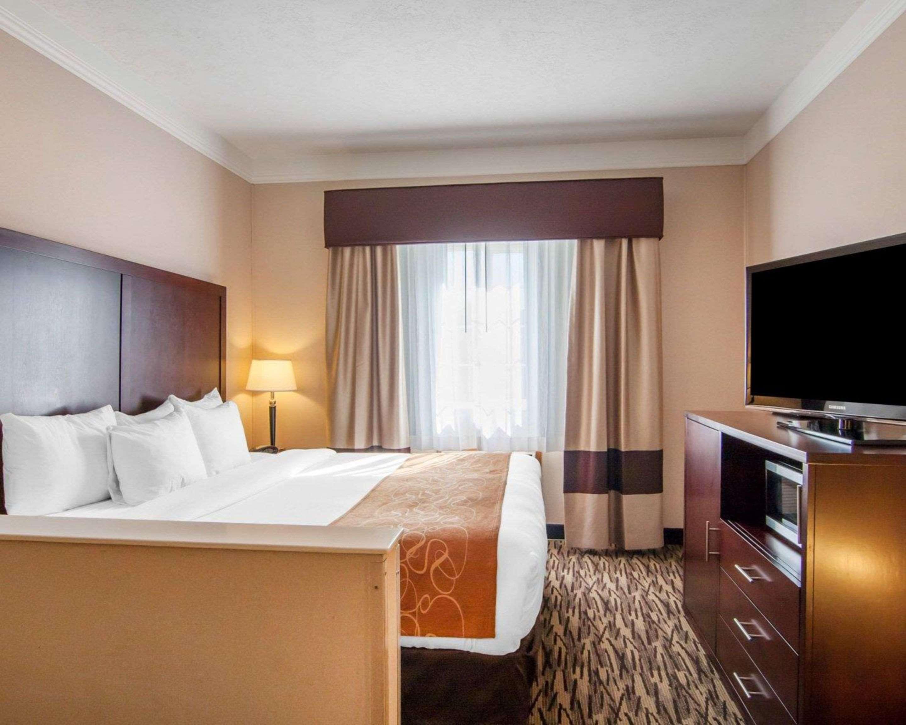 Comfort Suites Салем Екстериор снимка