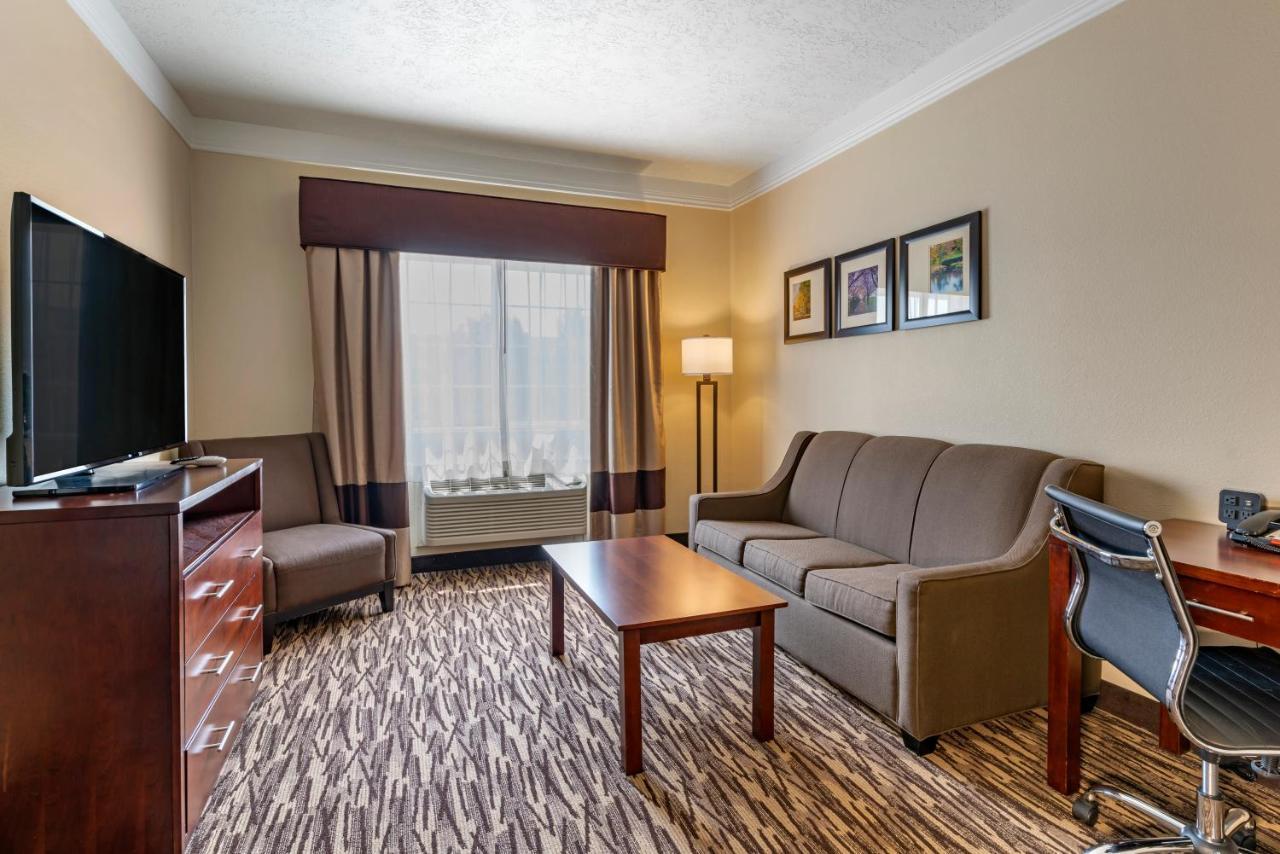 Comfort Suites Салем Екстериор снимка