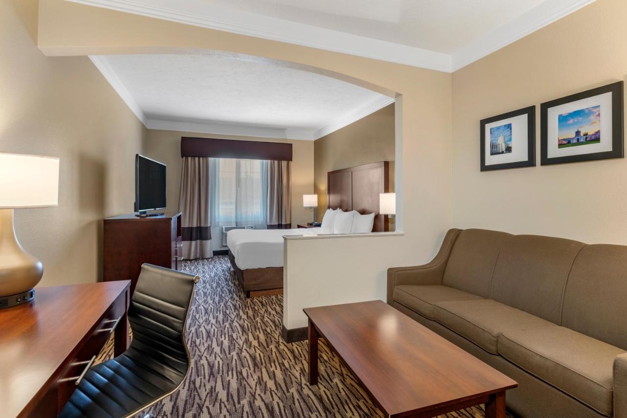 Comfort Suites Салем Екстериор снимка